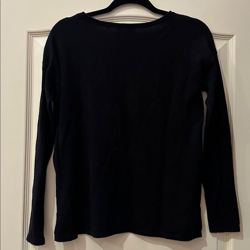 H&M Lightweight Black Sweater - Picture 3 of 3